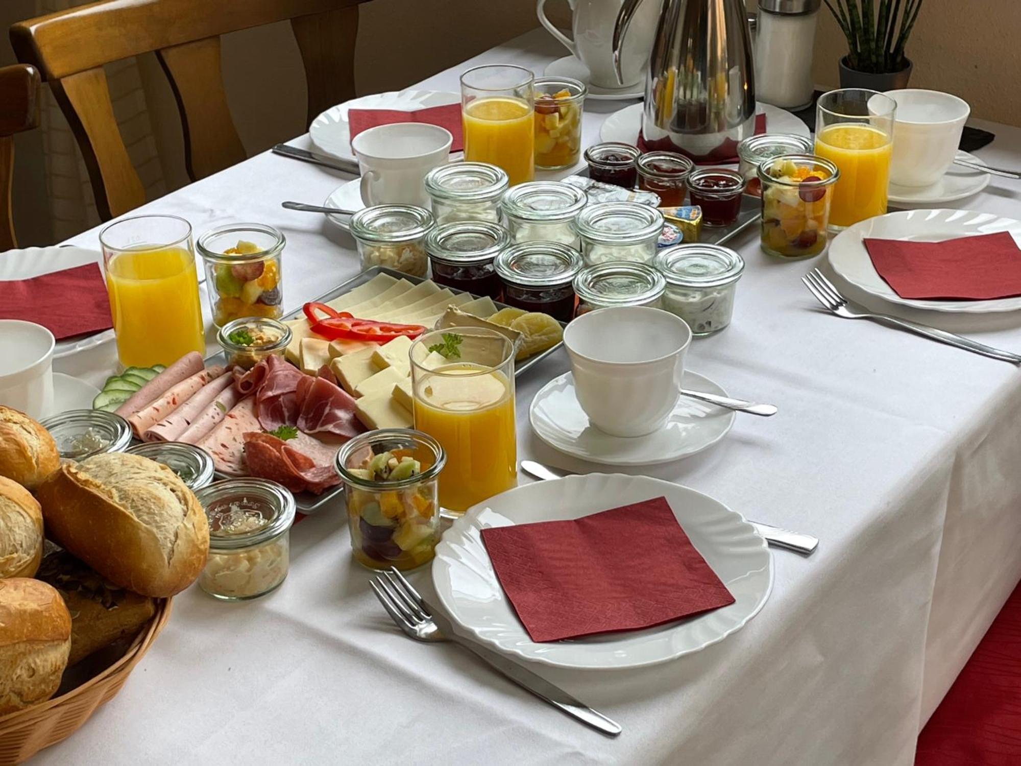 Hotel "Pension Marlis" Garni Reichenberg  Eksteriør bilde